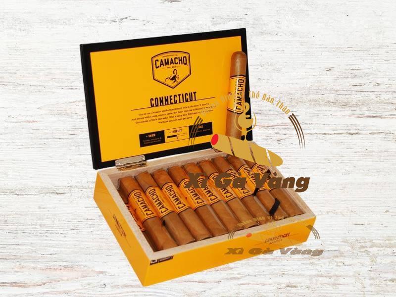 Camacho Connecticut Robusto hộp 20 điếu được tạo ra bởi thương hiệu Camacho